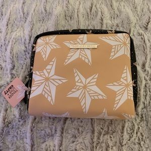 🎁NWT Cosmic Star Cosmetic Bag